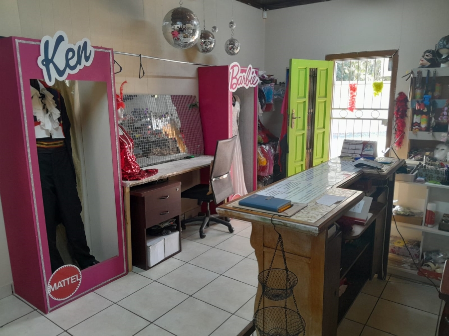 3 Bedroom Property for Sale in Bodorp North West